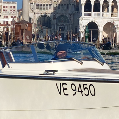 Con i turisti tra i canali di Venezia: cosa può fare un accompagnatore turistico